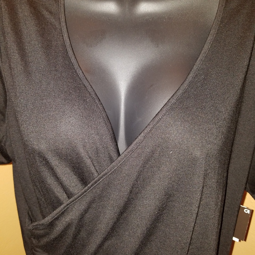 🧘‍♀️🤸‍♀️⛹️‍♀️🚴‍♀GapFit DRY by GAP Workout Shirt - Picture 2 of 8